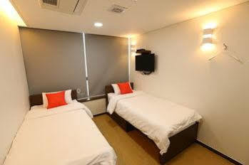 ที่พัก 57 เมียงดง *